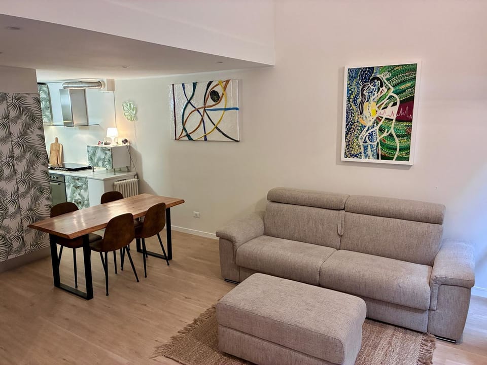 Garden Home Milano City Center Apartment in Milan