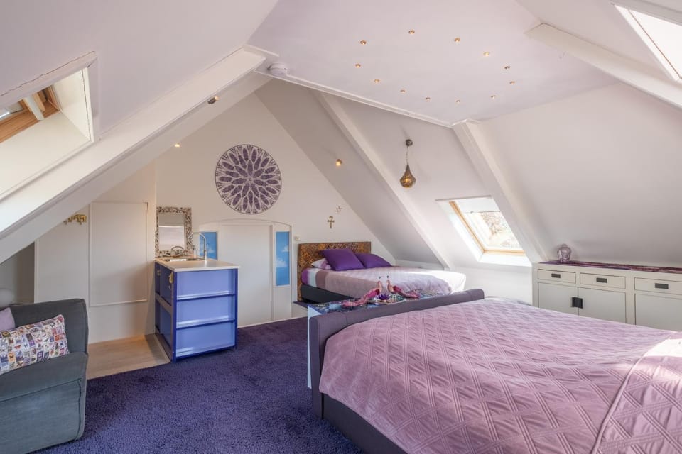 Bed, Bedroom