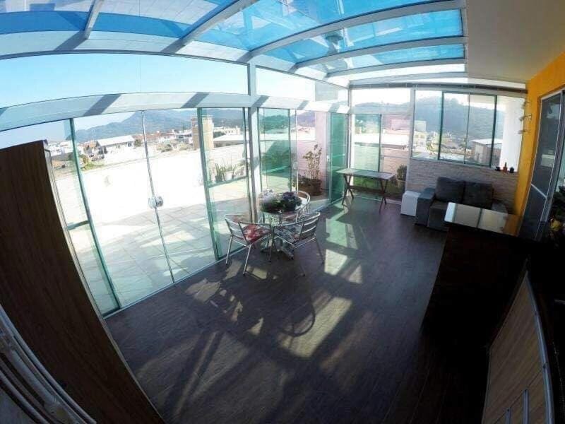 Cobertura a 1000 metros da praia Apartment in Florianopolis