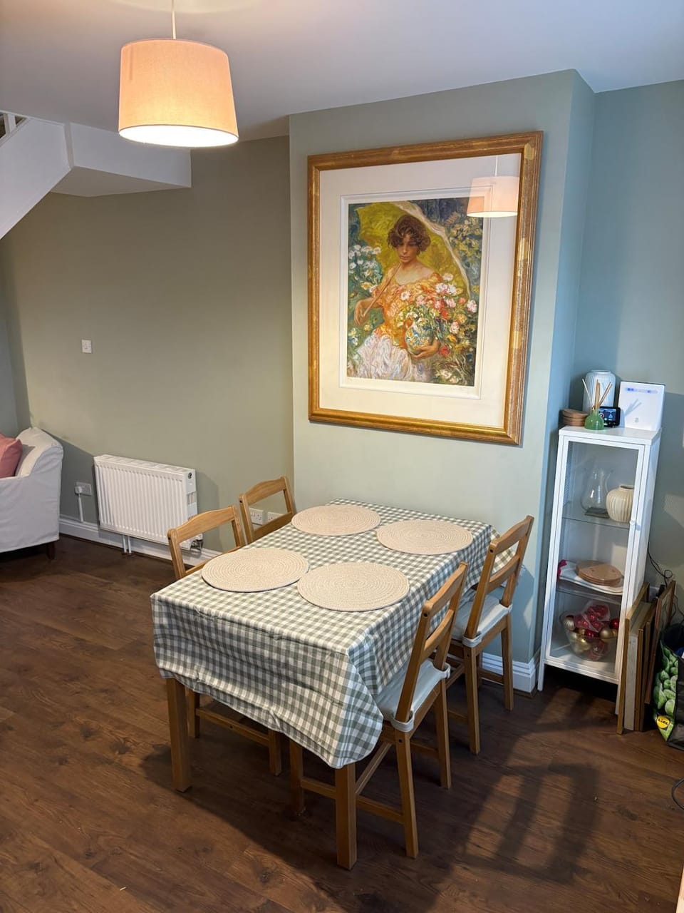 2 Bed Terrace Cottage with Cathedral Views Apartment in Salisbury