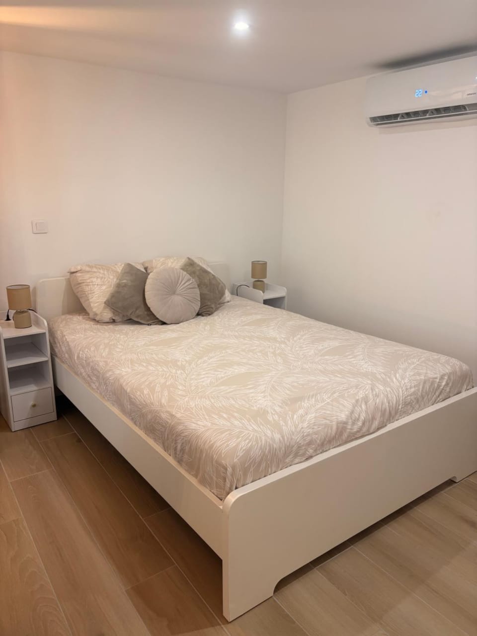 Studio indépendant 15 min des plages Parking Apartment in Toulon