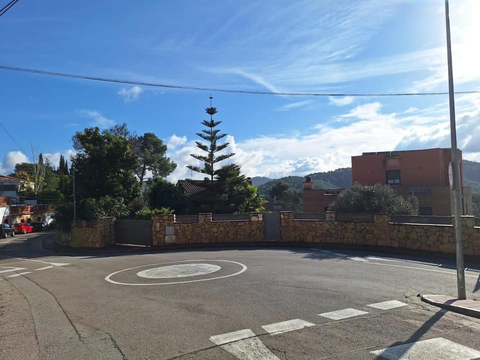 Family-friendly house 20' from Barcelona House in Vallès Occidental