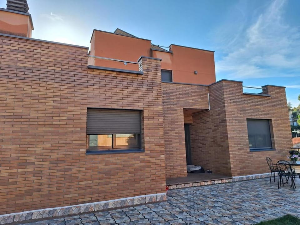 Family-friendly house 20' from Barcelona House in Vallès Occidental