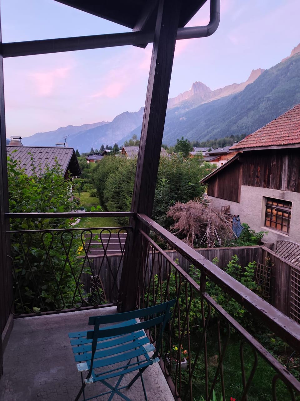 Balcony/Terrace, Mountain view