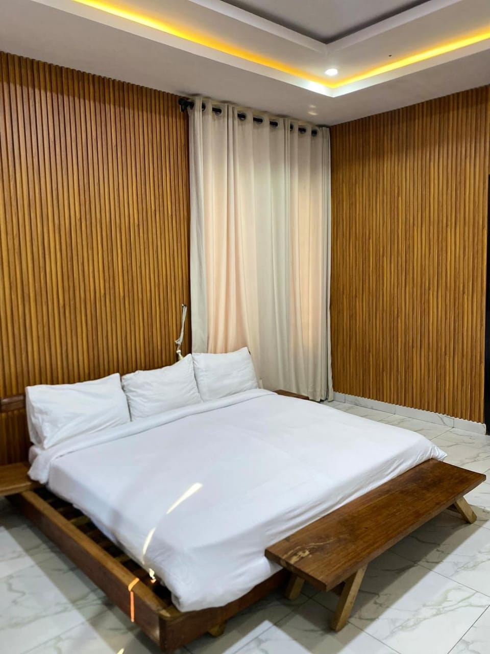 Spacious Fully detached 4-Beds with swimming pool Apartment in Lagos, Nigeria