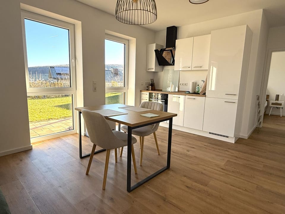 Kitchen or kitchenette, kitchen