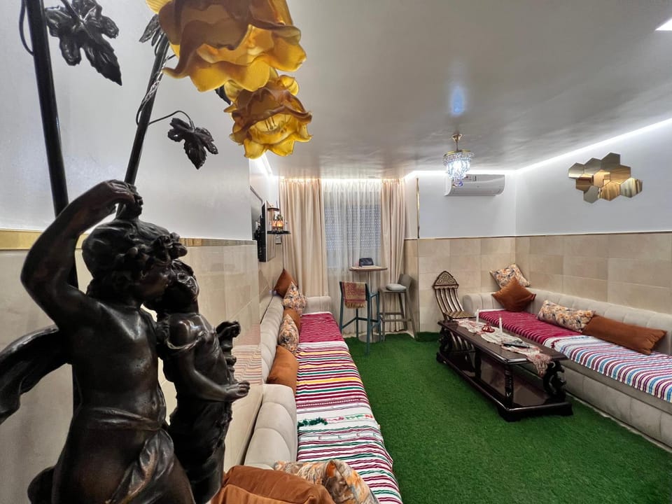 Modern Apartment in Tangier Center, just 5 min away from The center, Beach, Mall and TGV Apartment in Tangier
