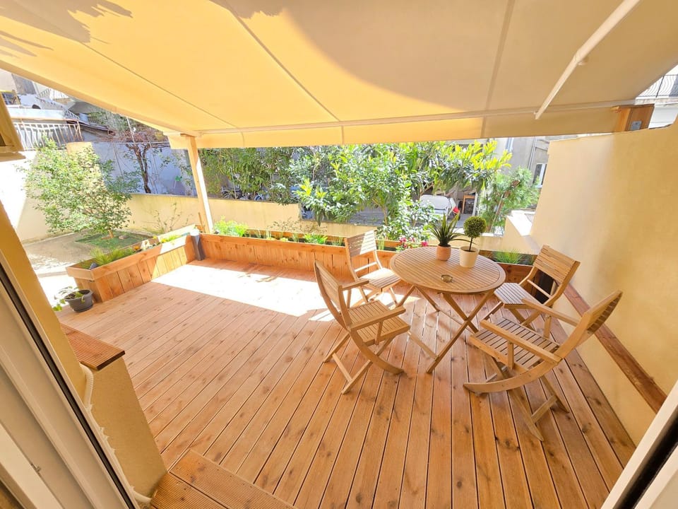 Patio, Garden, Balcony/Terrace, Garden view