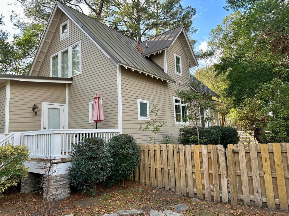 Property building, Garden