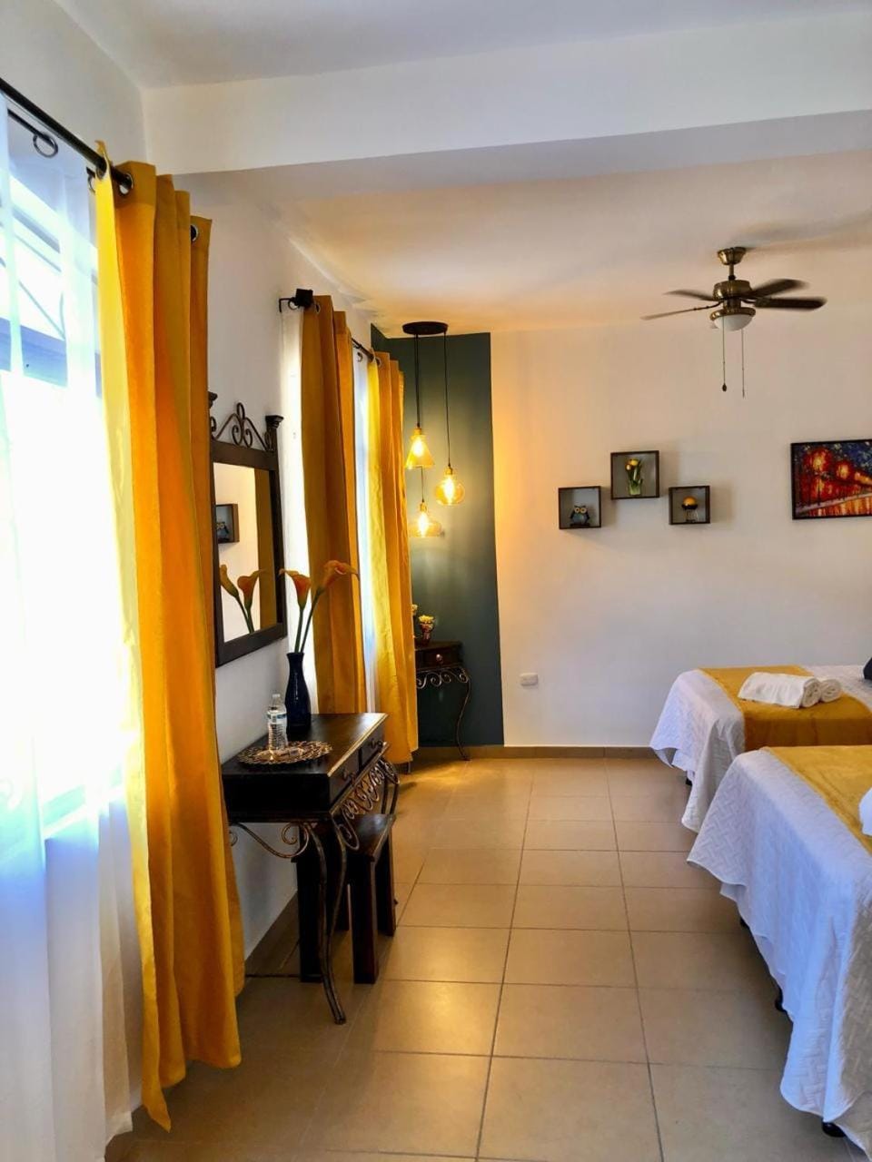 Hermosa Habitación Doble o Cuadruple Bed and Breakfast in Honduras