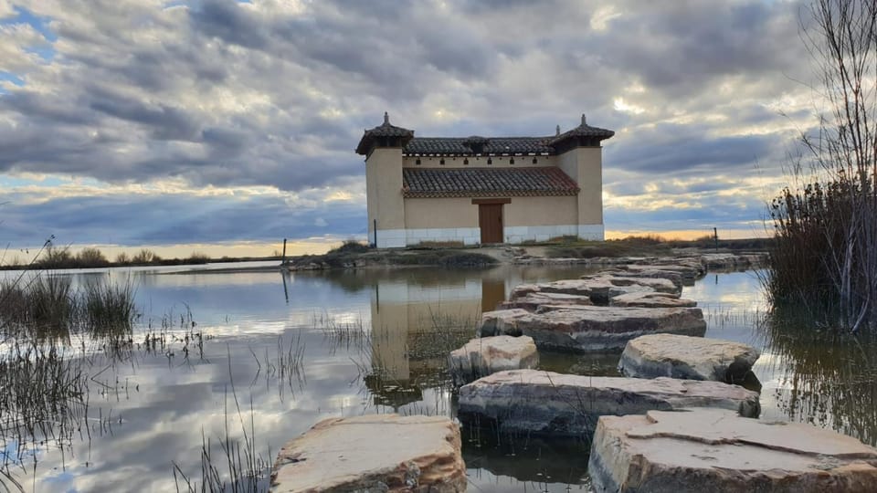 Nearby landmark