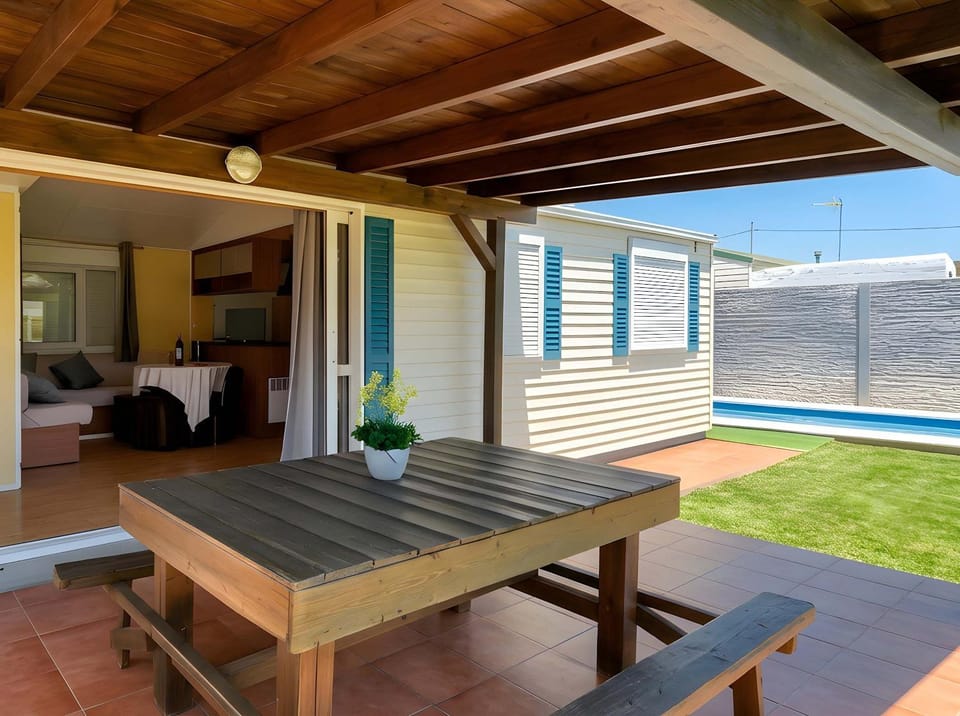 Apartamento cercano a la playa del palmar con piscina House in La Janda