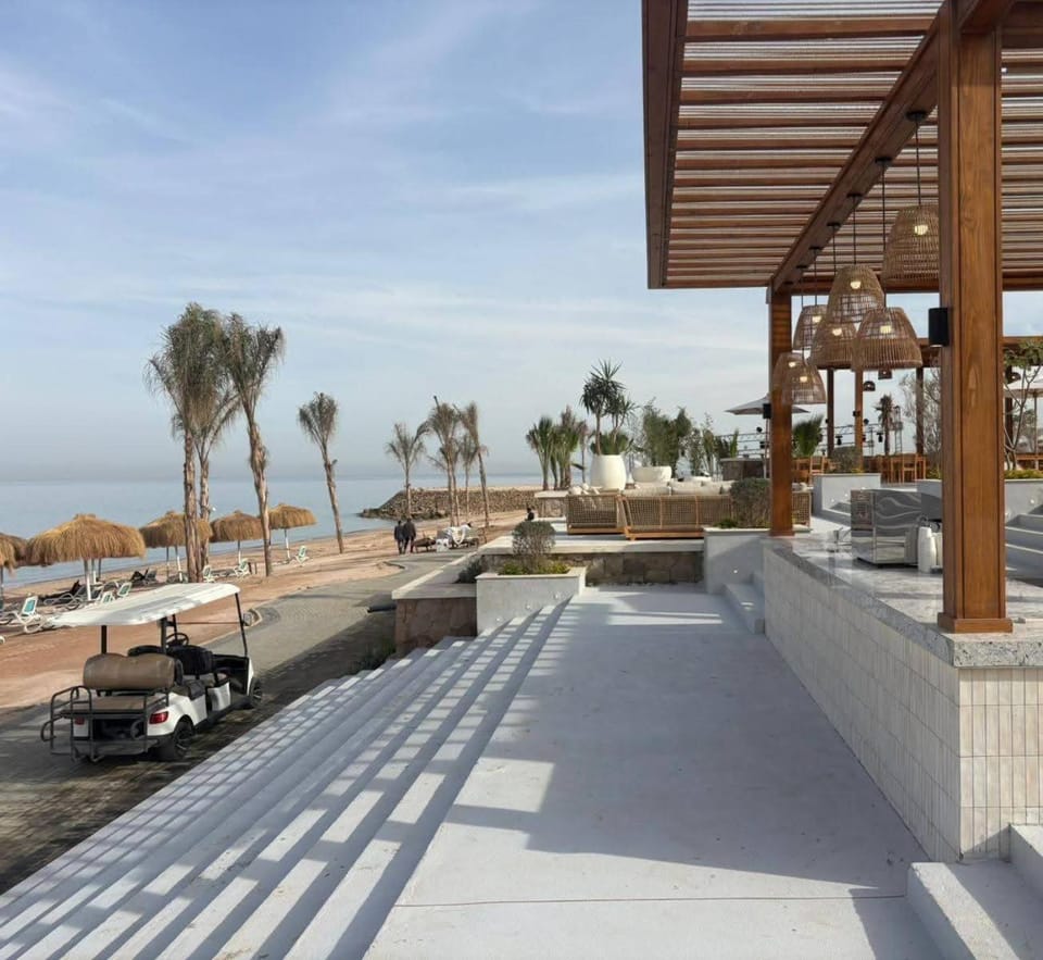 Day, Natural landscape, View (from property/room), Sea view, Parking