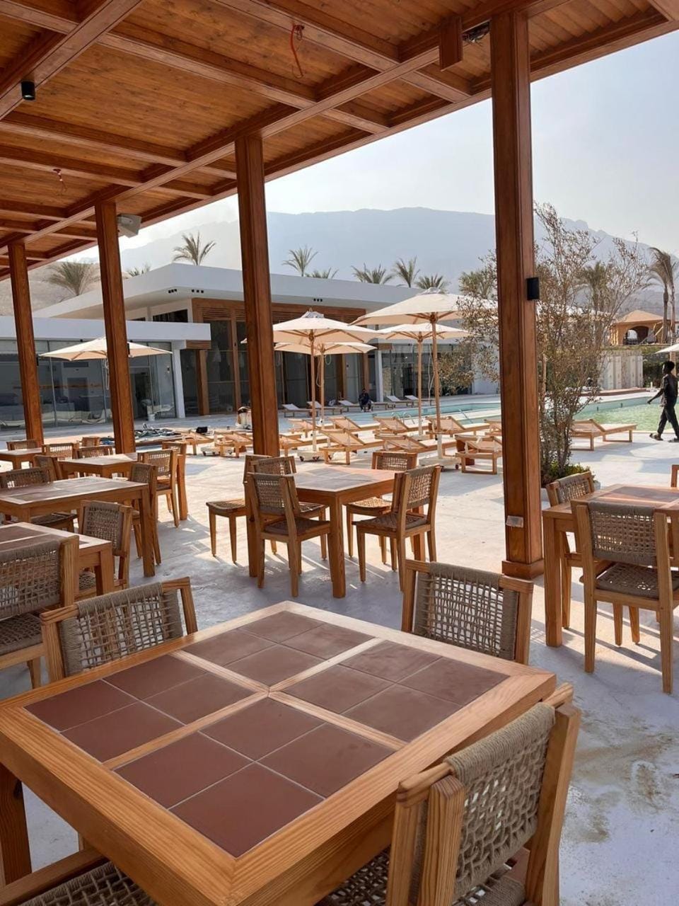 Patio, Restaurant/places to eat, Day, Natural landscape, Banquet/Function facilities, Mountain view, Pool view, Swimming pool