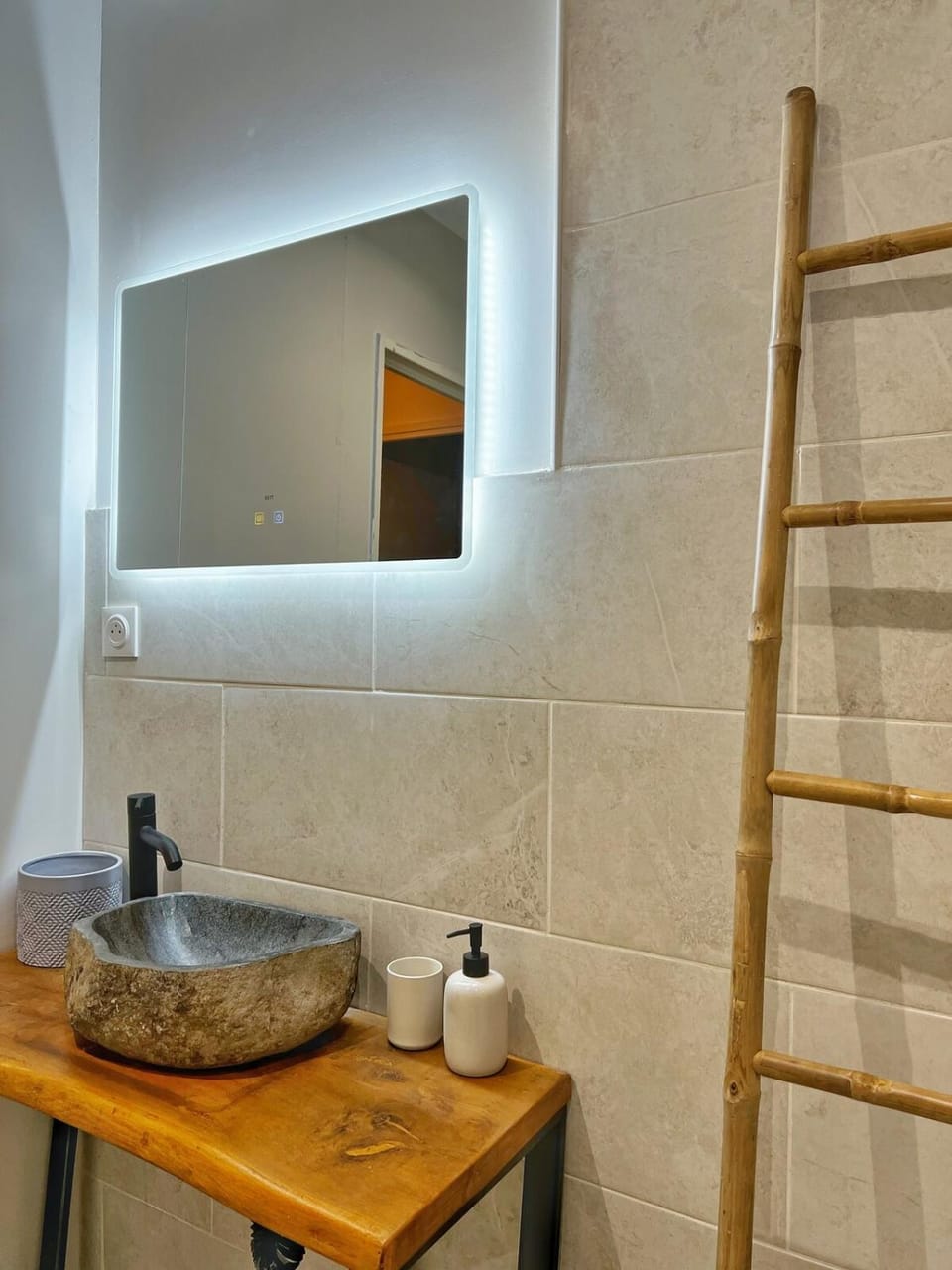 Sous le Noyer - Maison Familiale Aurillac House in Aurillac