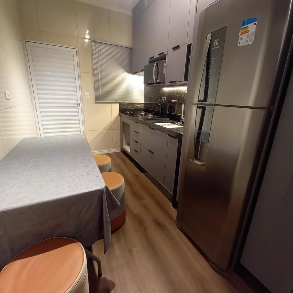Ap aconchegante sem condomínio Praia Grande Apartment in State of São Paulo