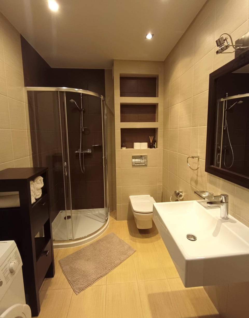 Apartament WENGE w centrum Ustronia Apartment in Czechia