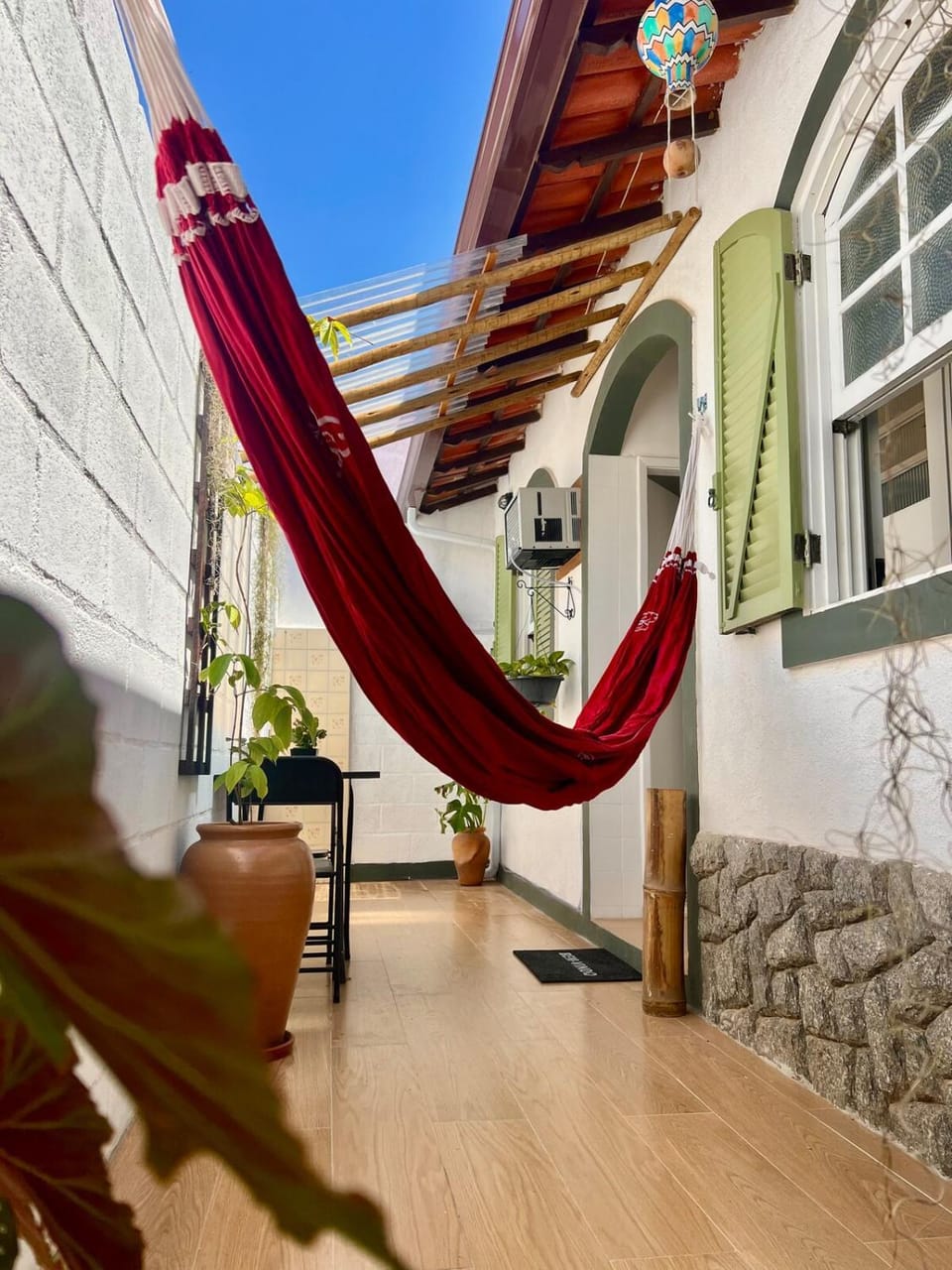 The little house of Piratininga, close to the beach! House in Niterói