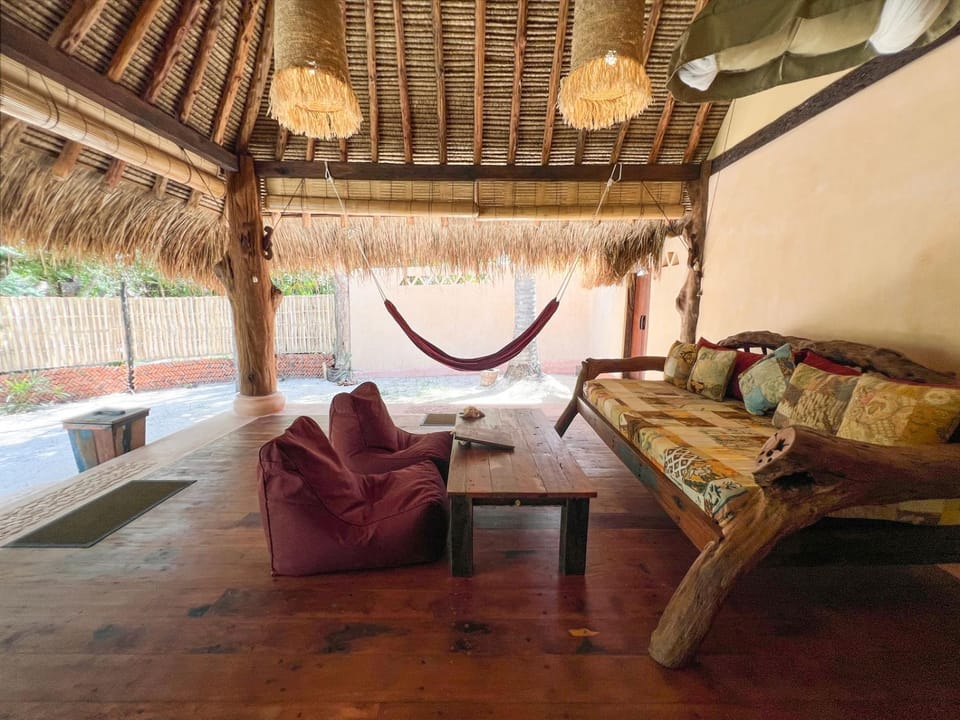Gili Asahan Eco Lodge & Restaurant Campground/ 
RV Resort in Central Sekotong