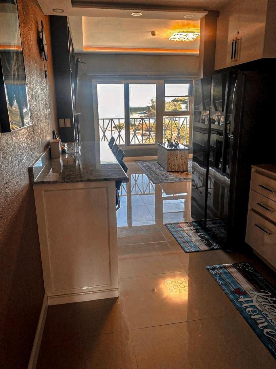 Melzway, Modern 2BR Beach Apartment, Relax and Unwind Apartment in Portmore