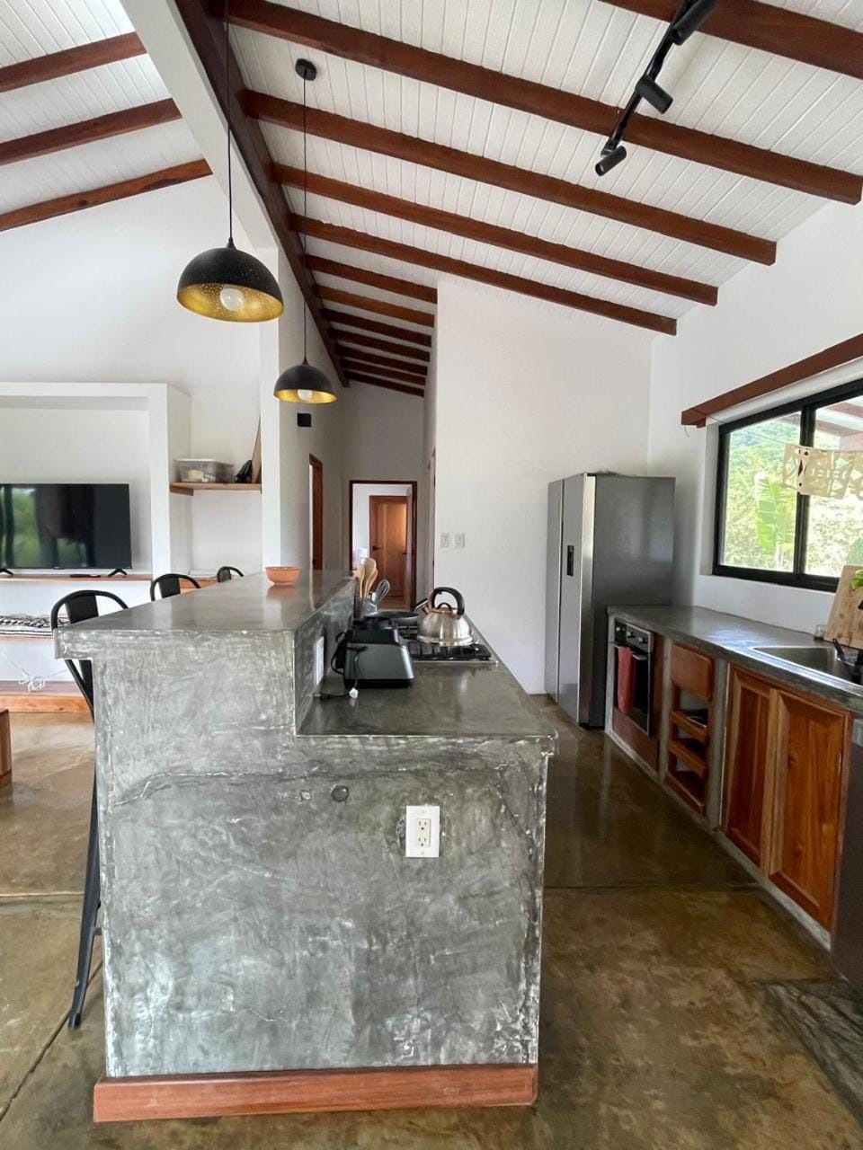 Kitchen or kitchenette, Seating area, Dining area, kitchen