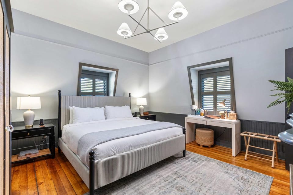 Harbor View Suite - Luxury Newport Retreat House in Newport