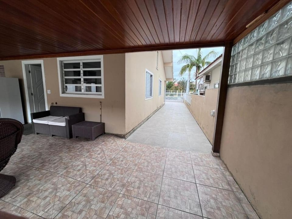casa de Praia Palmas do Arvoredo House in Florianopolis