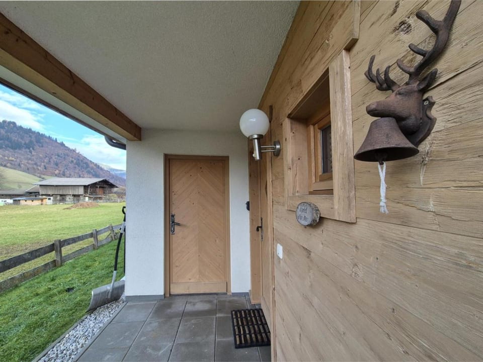 Property building, Facade/entrance, Off site