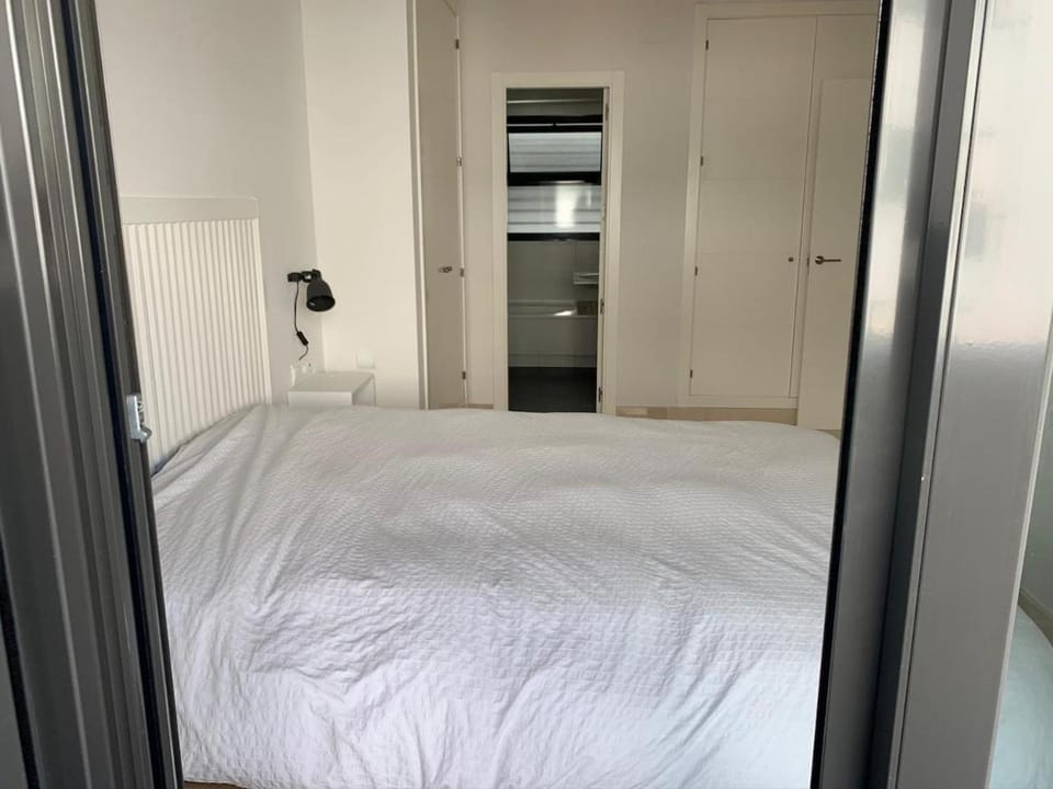 Apartamento con garaje en primera línea de playa Apartment in Barbate