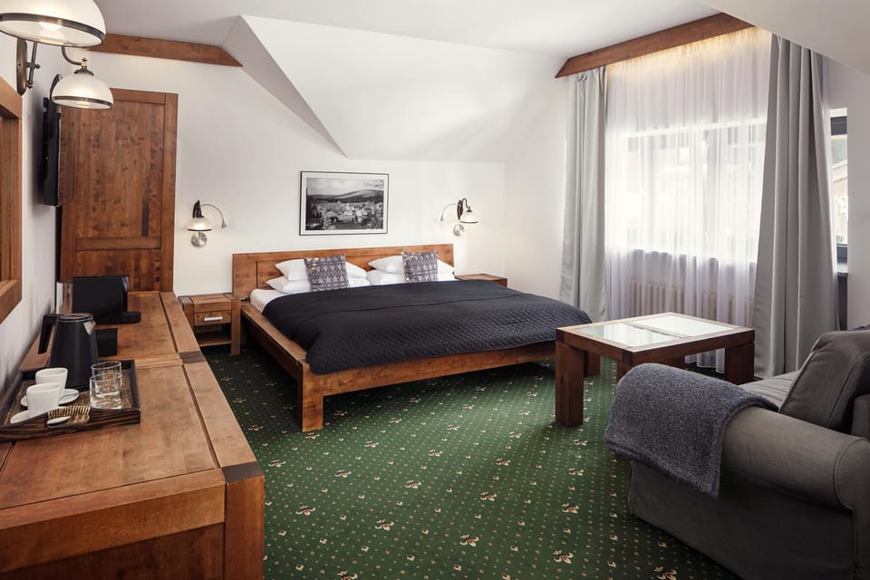 Bed, Photo of the whole room
