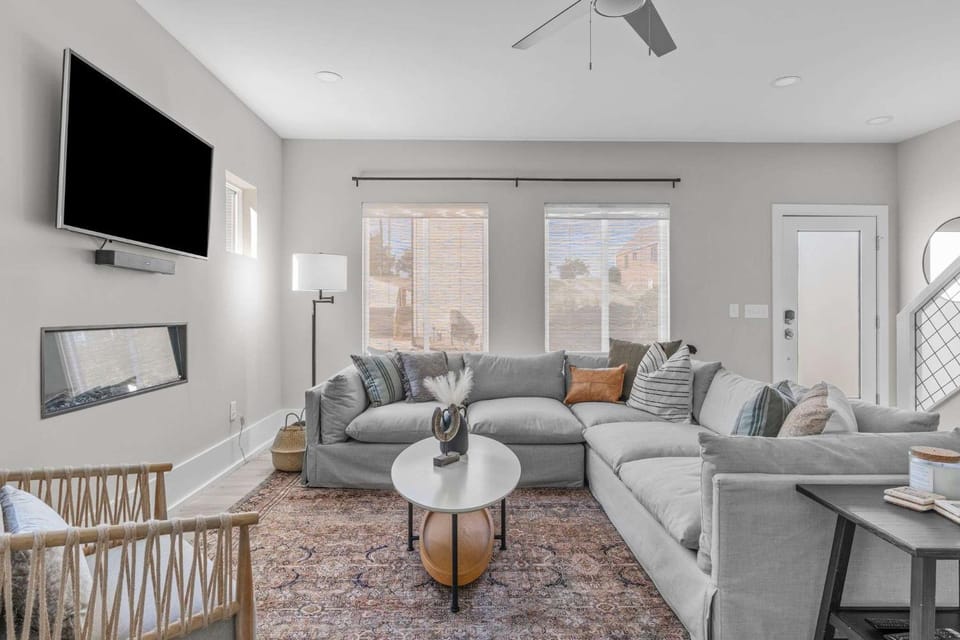 Rooftop Vibes in Durham - Fayetteville Street House in Durham