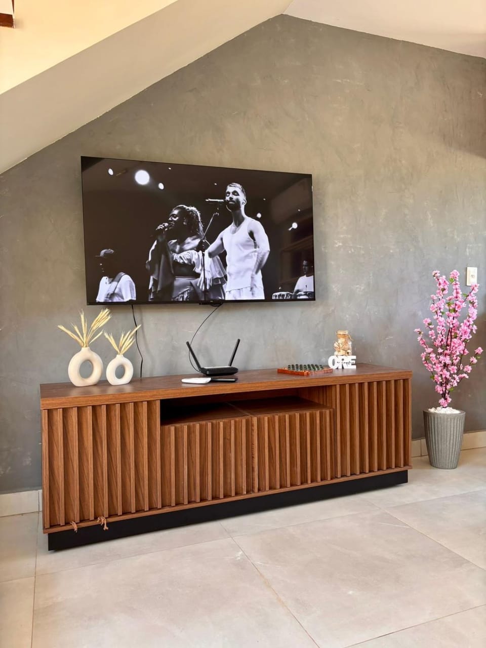 Communal lounge/ TV room, TV and multimedia