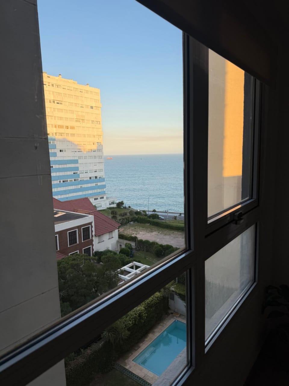 A una cuadra de la playa Apartment in Mar del Plata