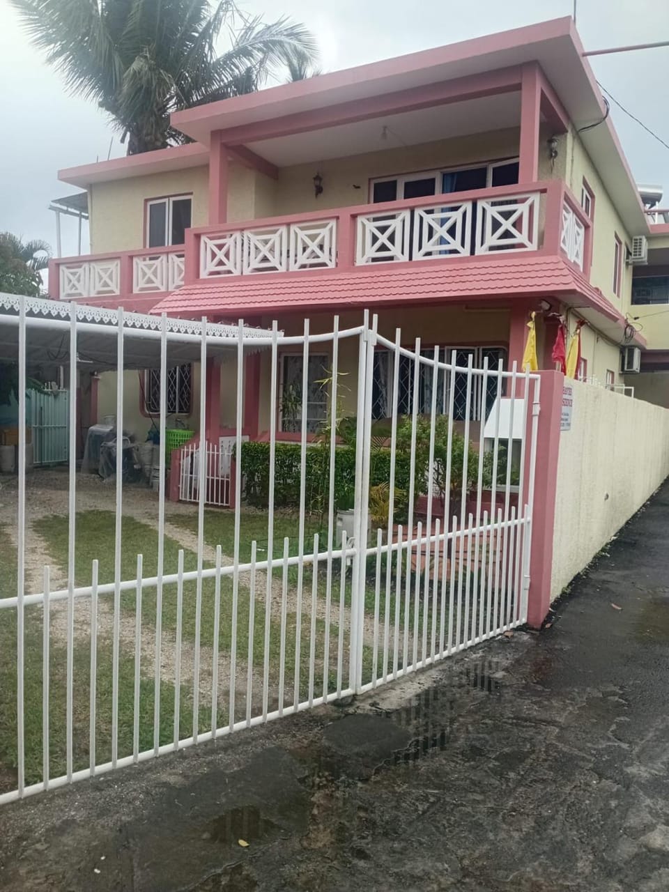 Shantee Residence Apartment in Flacq District, Mauritius