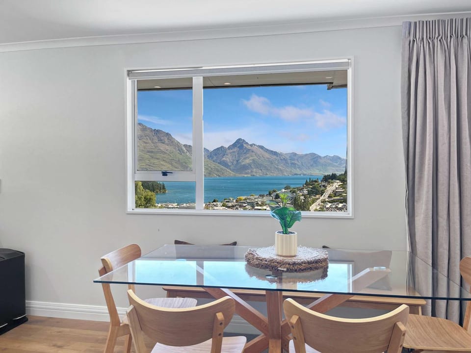 Natural landscape, Living room, Seating area, Dining area, Lake view, Mountain view