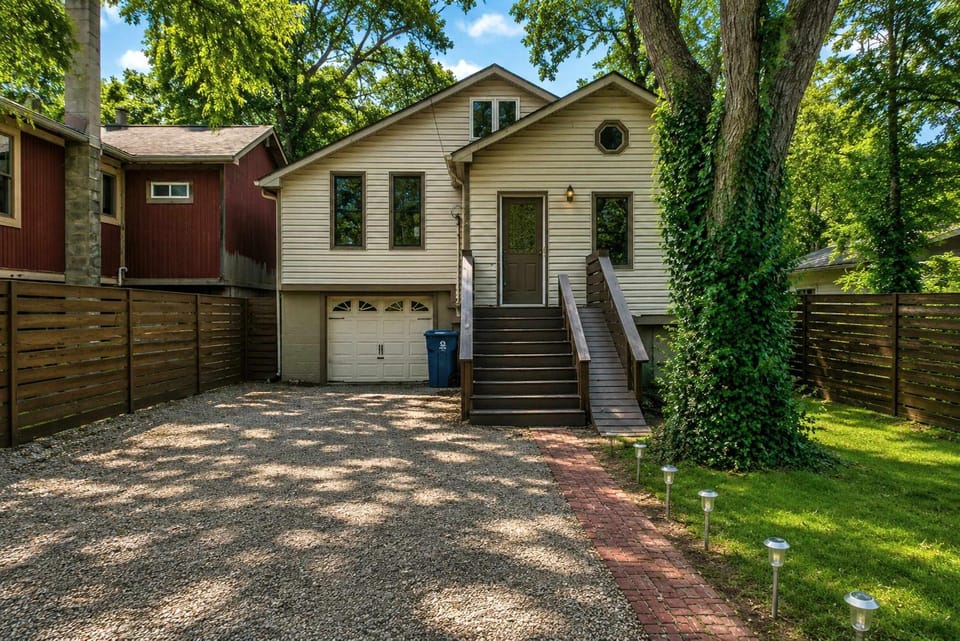 Riverfront Family Friendly Loft Near Butler and Rocky Ripple House in Indianapolis