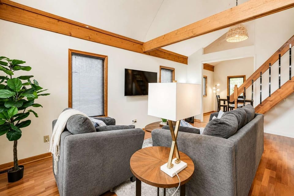 Riverfront Family Friendly Loft Near Butler and Rocky Ripple House in Indianapolis