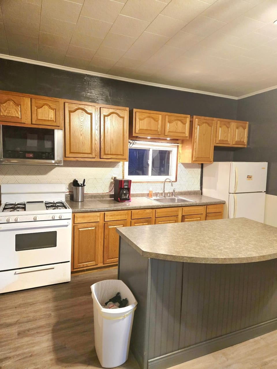 Lonetree Country Corner Apartment in Indiana