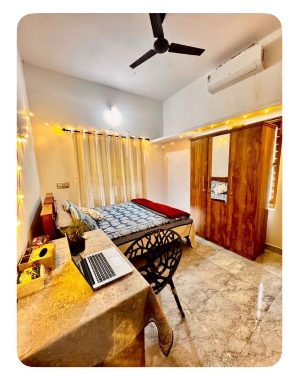 Living room, Seating area, Bedroom