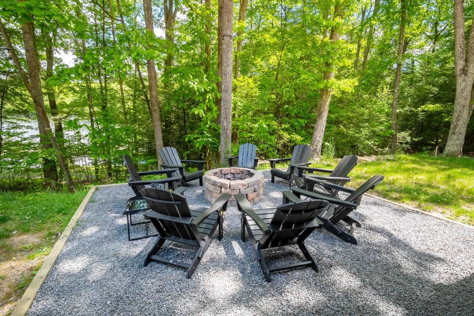 Natural landscape, Garden, Seating area, Garden view