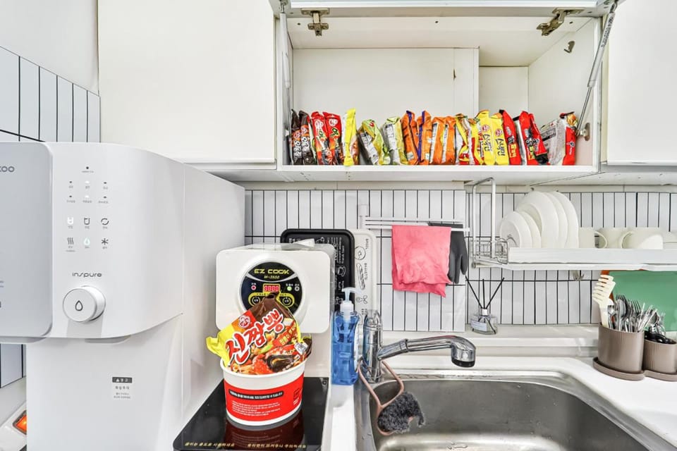 Kitchen or kitchenette, Food and drinks, Food