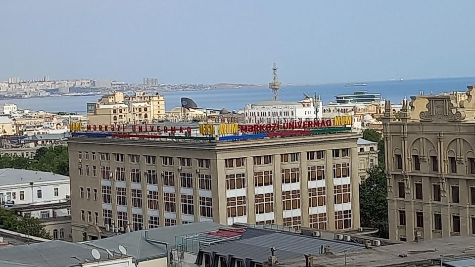 Bakının tam mərkəzində 2 otaqlı , tam şəraitli mənzil Apartment in Baku