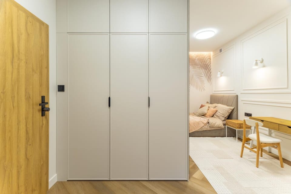 Bed, Photo of the whole room, Bedroom, wardrobe