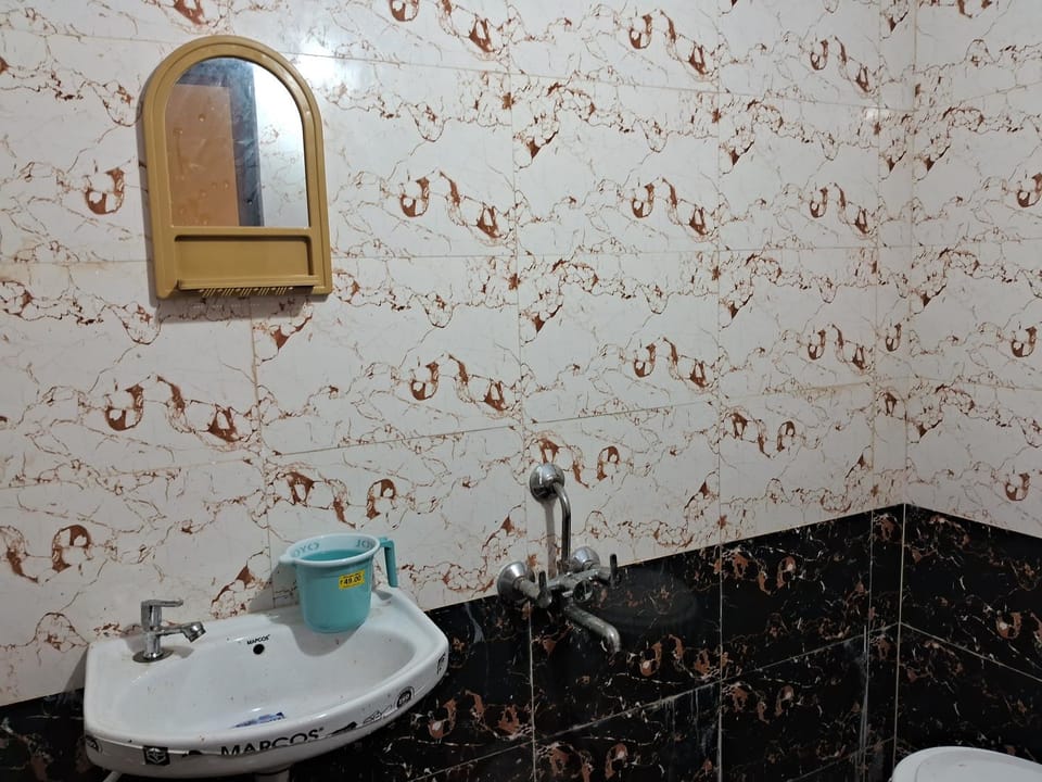 K L Rooms Hotel in Bengaluru