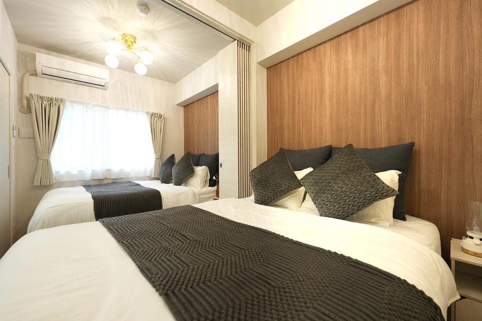 Bed, Bedroom, air conditioner