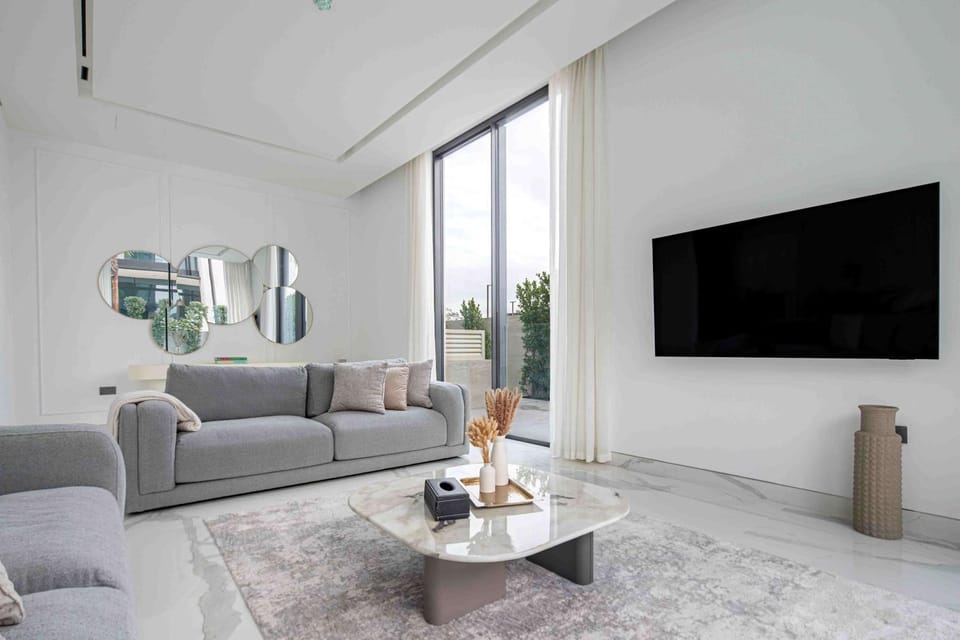 TV and multimedia, Living room, Seating area