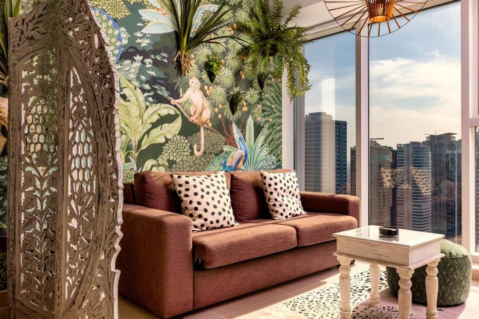 Waves - Nature-Inspired Studio - JLT Skyline Living Apartment in Dubai