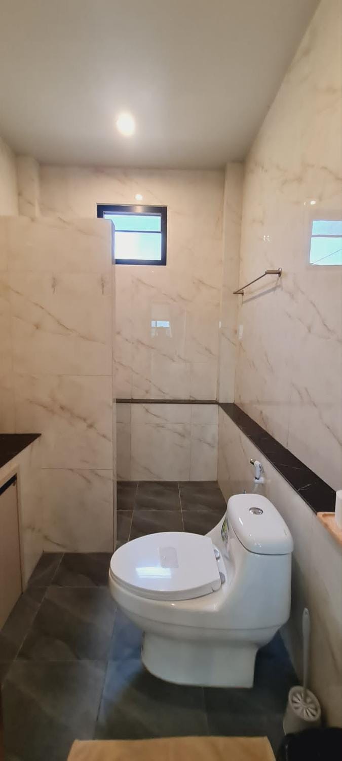 Toilet, Bathroom