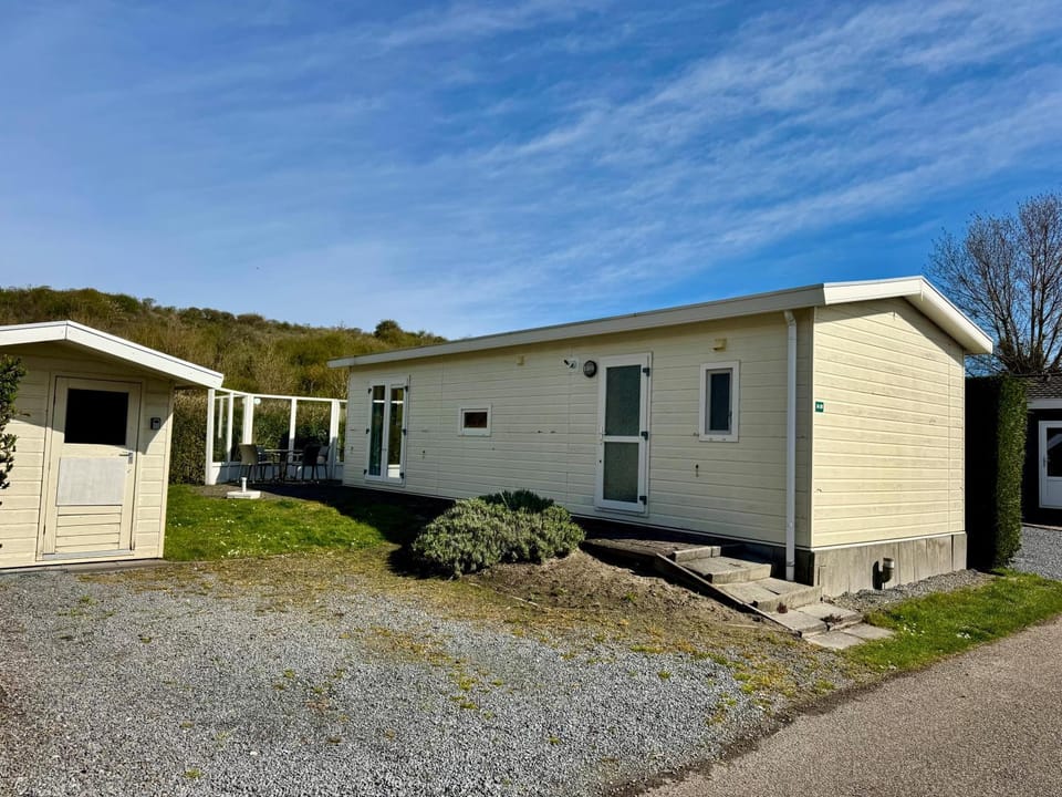 Breskens Chalet am Strandaufgang Haus Nr B028 House in Zeeland, Netherlands