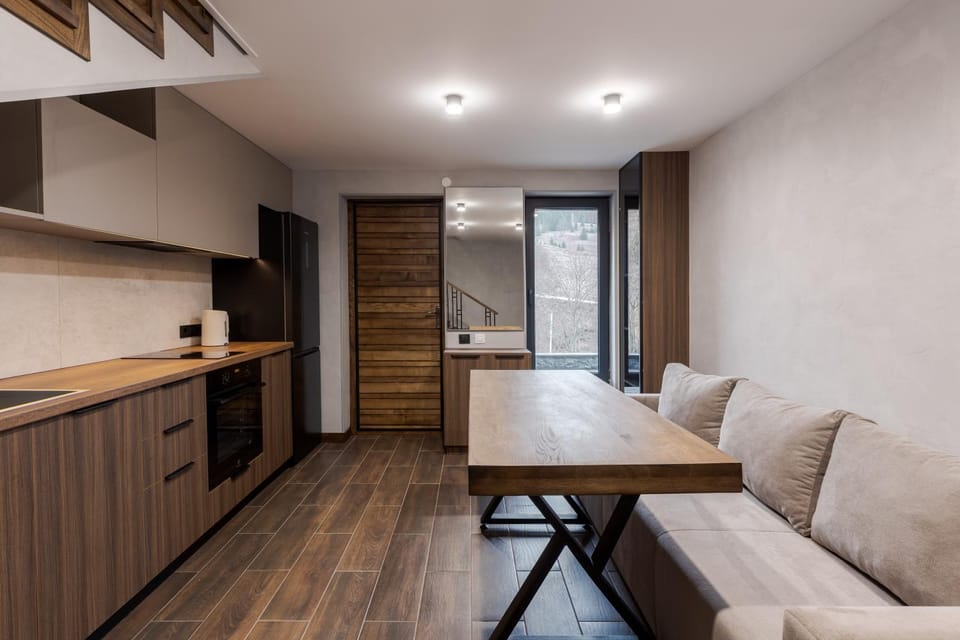 Kitchen or kitchenette, Living room, Seating area, Dining area, minibar, stove